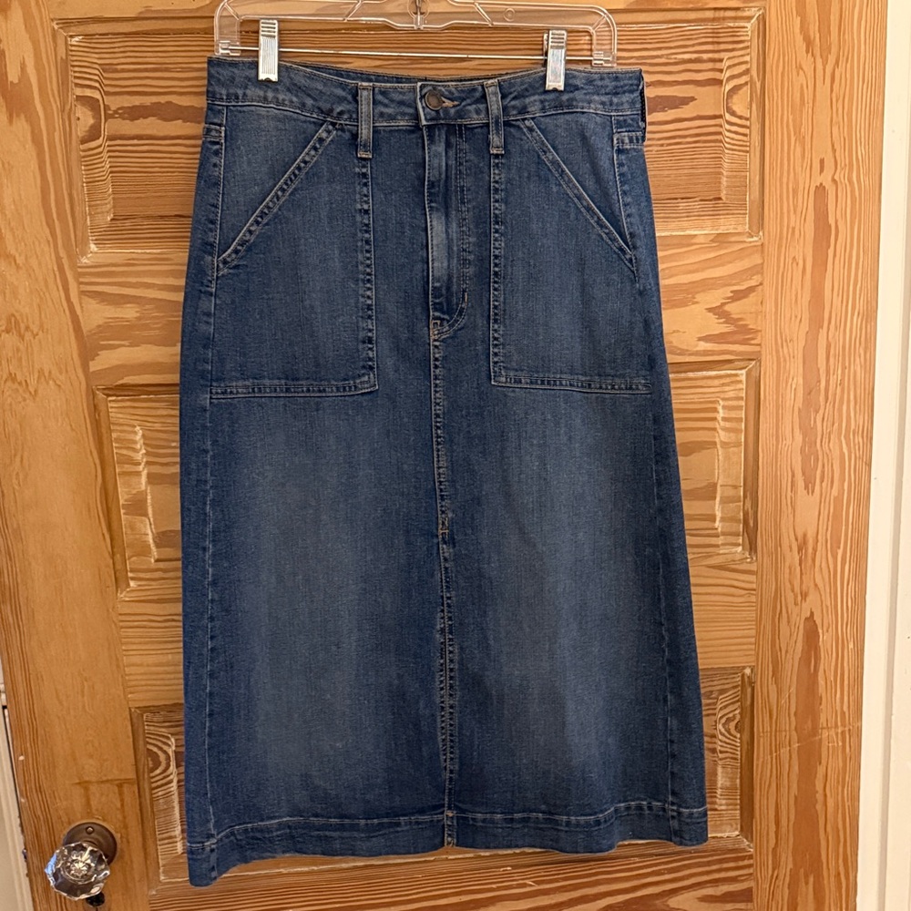 Just Black Denim skirt size Large